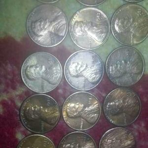 20 large dates ND 4 smalldates,1982's